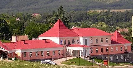 Kovacs Vendeghaz Mátraderecske