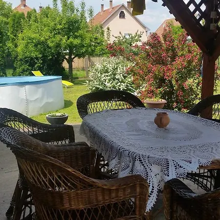 Apartment Kovacs Vendeghaz Matraderecske