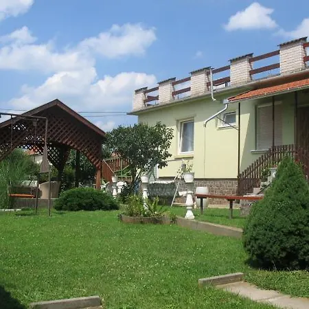 Apartment Kovacs Vendeghaz Matraderecske