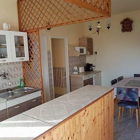 Apartment Kovacs Vendeghaz
