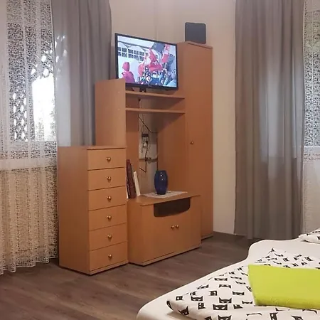 Apartment Kovacs Vendeghaz *